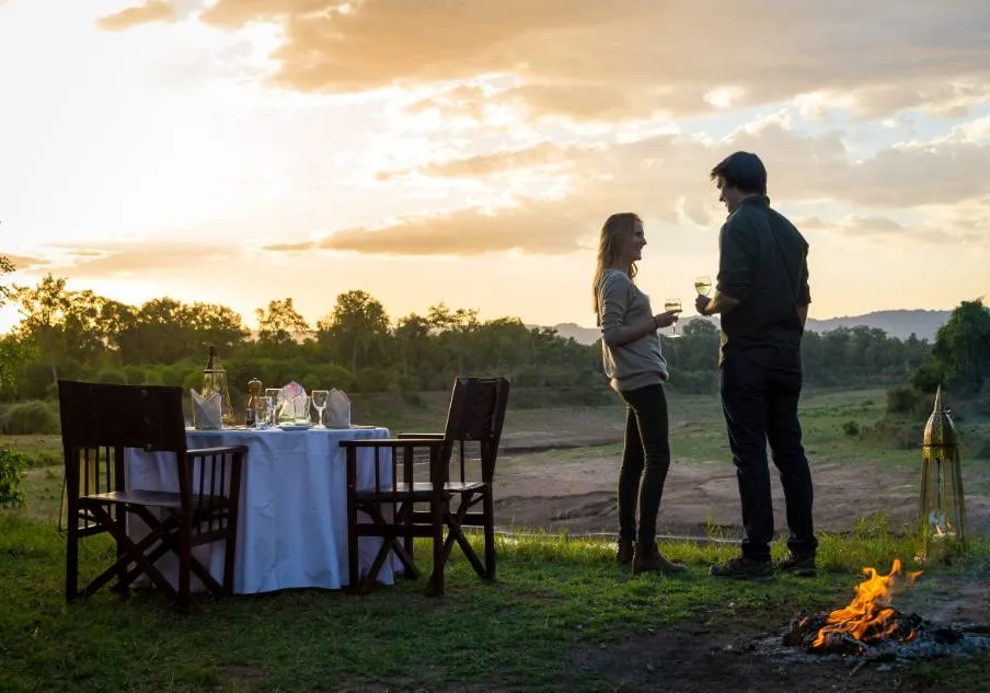 bush-dinner-2.webp