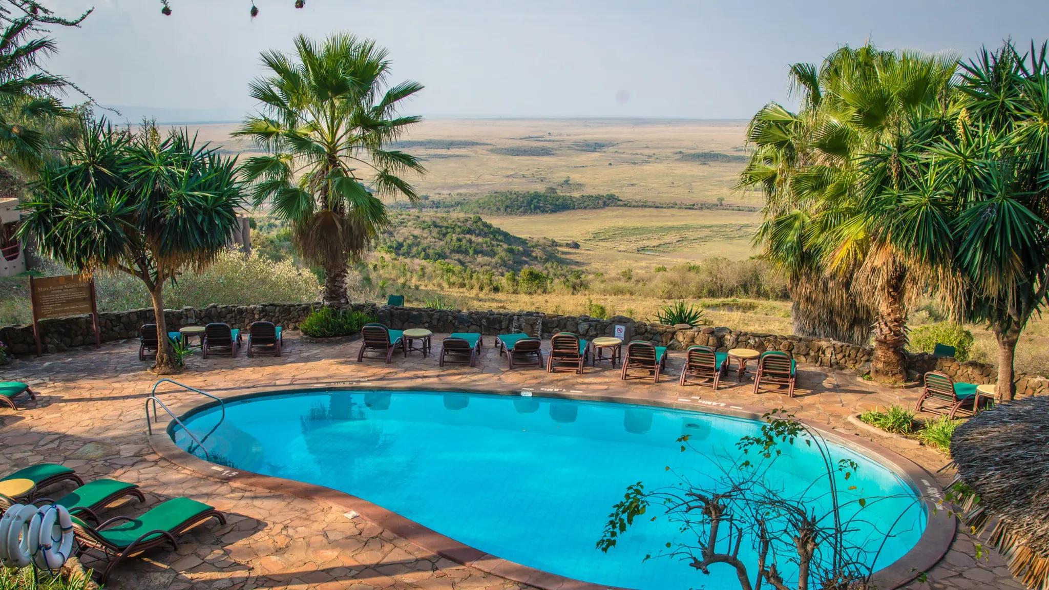 kenya-masaimara-maraserenasafarilodge-pool-1.webp